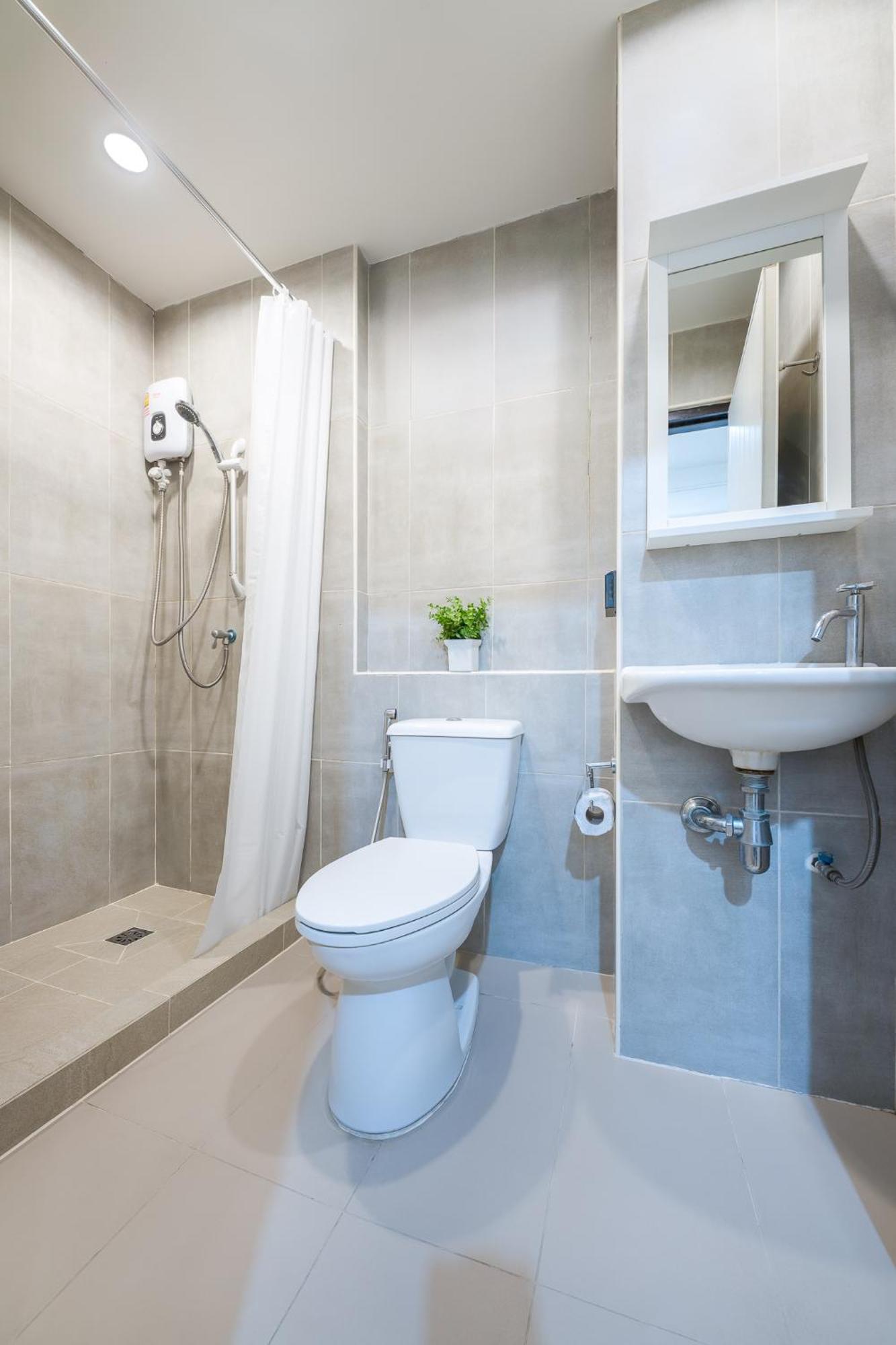 Platinum Deluxe Shopping Apartments Bangkok Eksteriør bilde